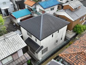 ガルバリウム鋼板による屋根工事リフォーム前